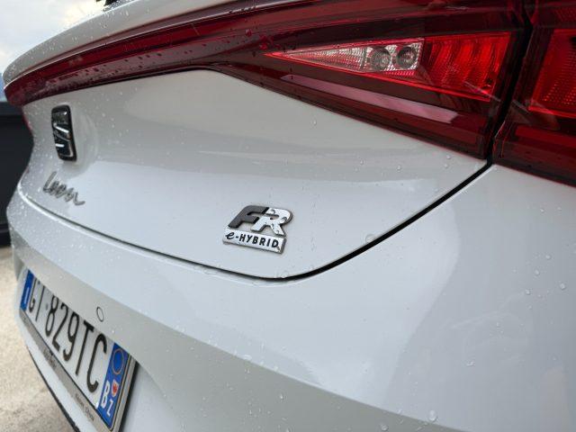 SEAT Leon 1.4 e-HYBRID DSG FR LED Camera Park Assist