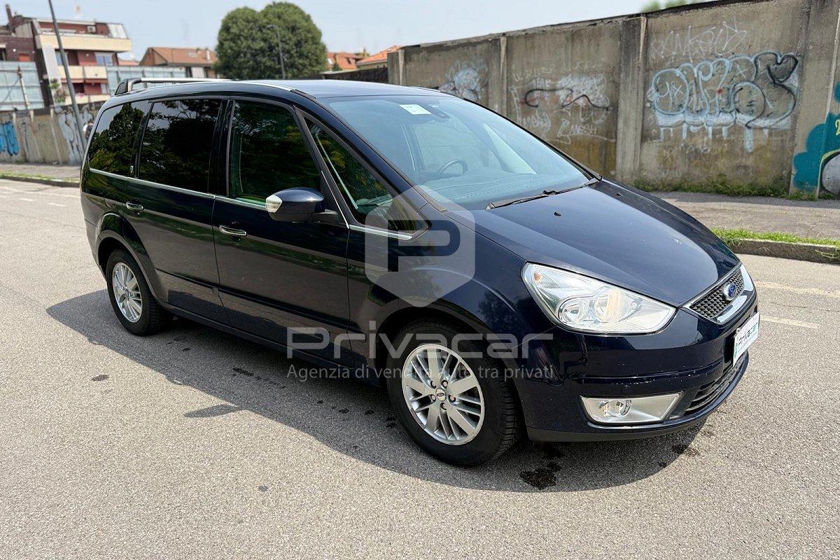FORD Galaxy 2.0 145 CV Ghia