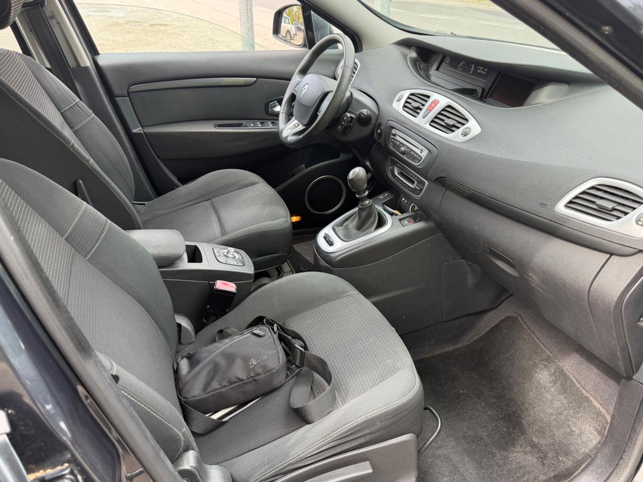 Renault Scenic Scénic 1.5 dCi 110CV Dynamique