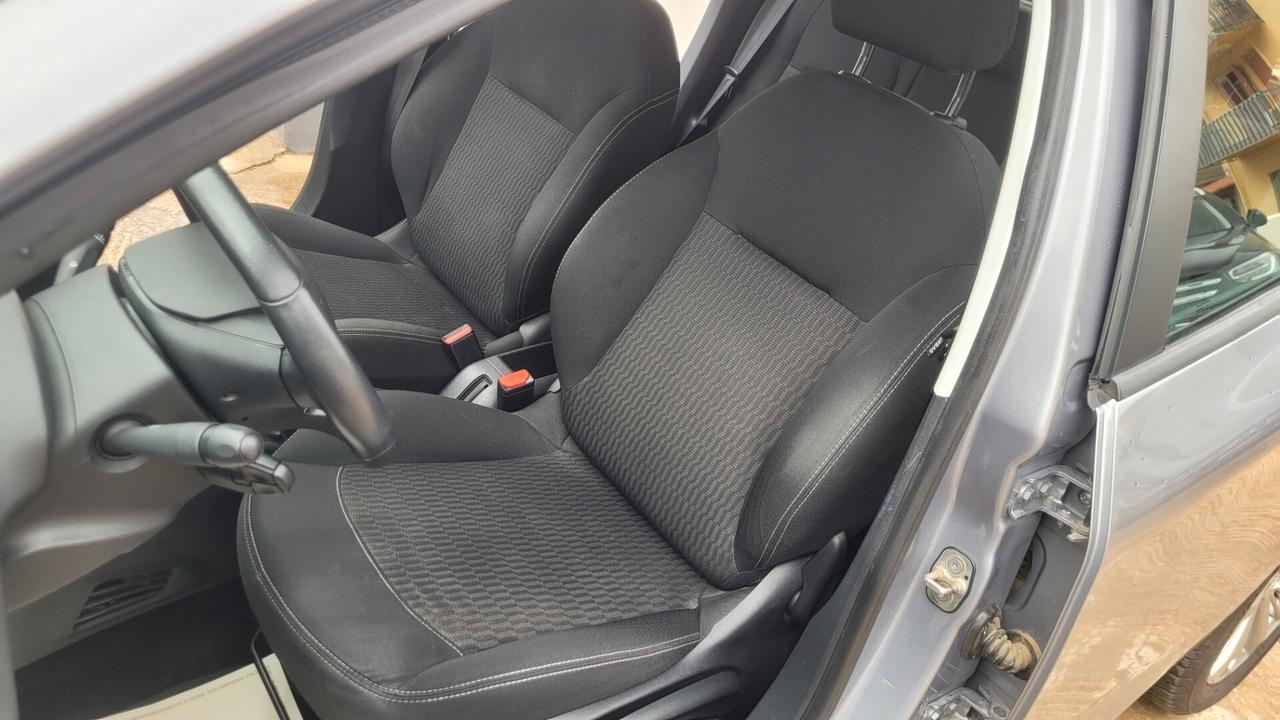 Peugeot 208 BlueHDi 100 S&S 5 porte GT Line