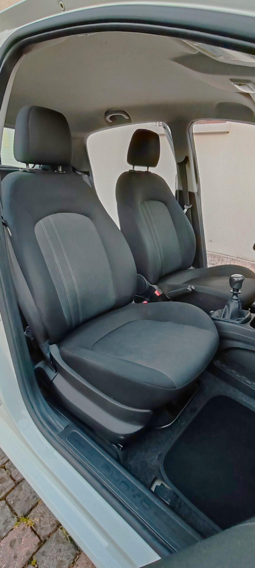 Fiat Punto 1.4 8V 5 porte Natural Power Street