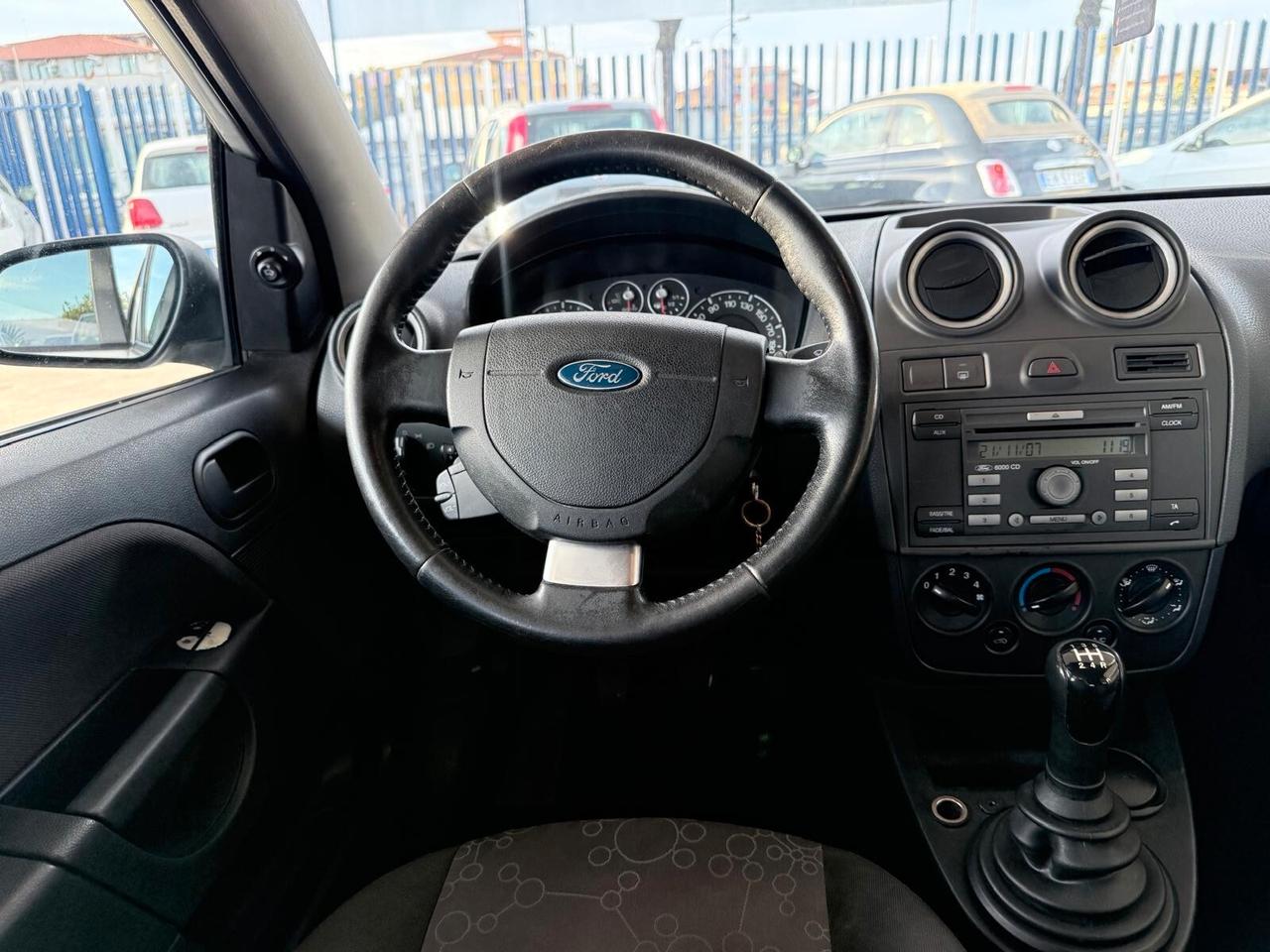 Ford Fiesta 1.4 TDCi 5p. Ghia