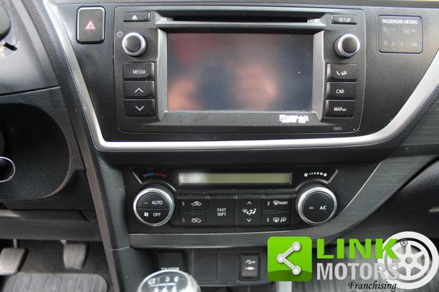 TOYOTA Auris 1.4 D-4D Active