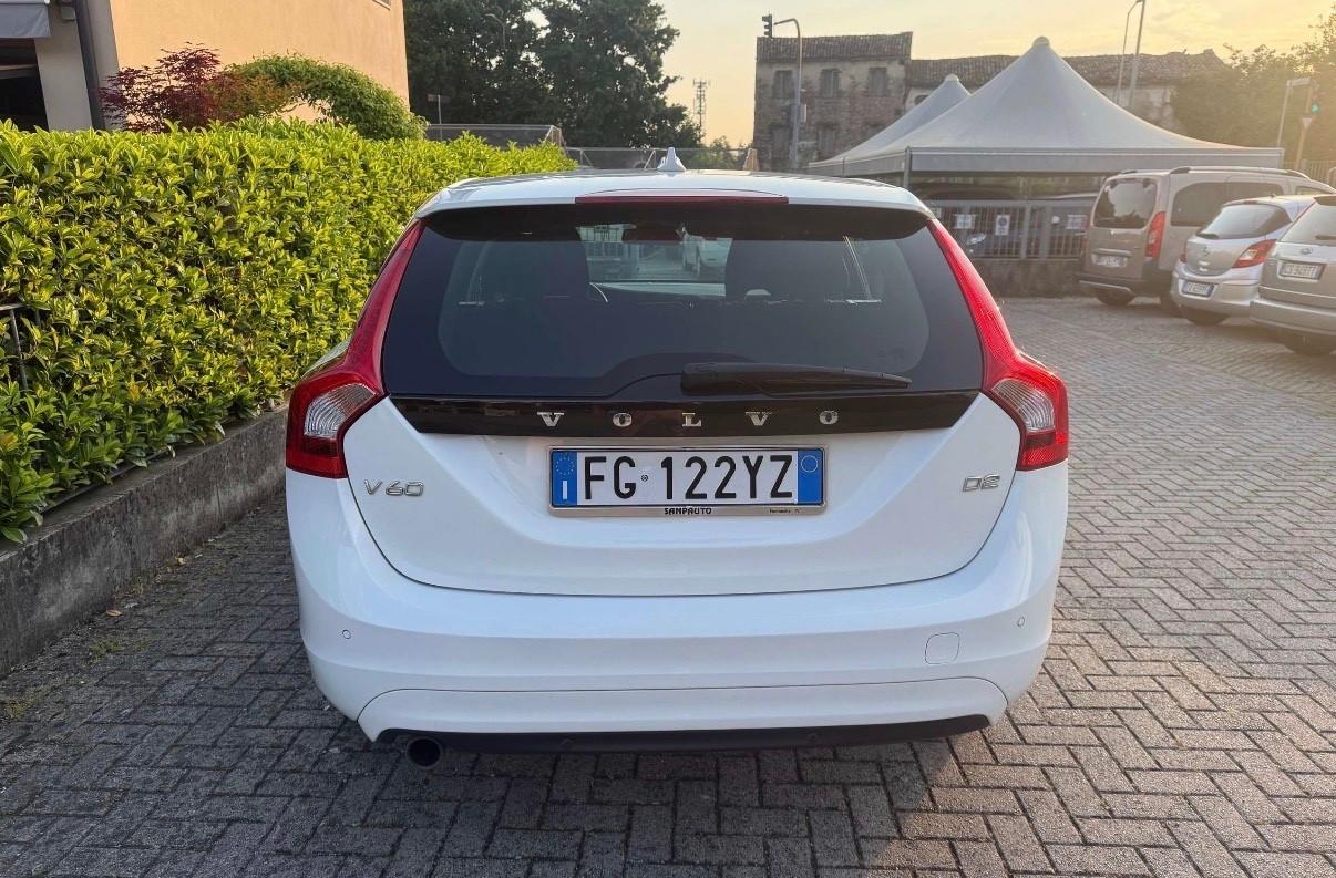 Volvo V60 Geartronic Momentum