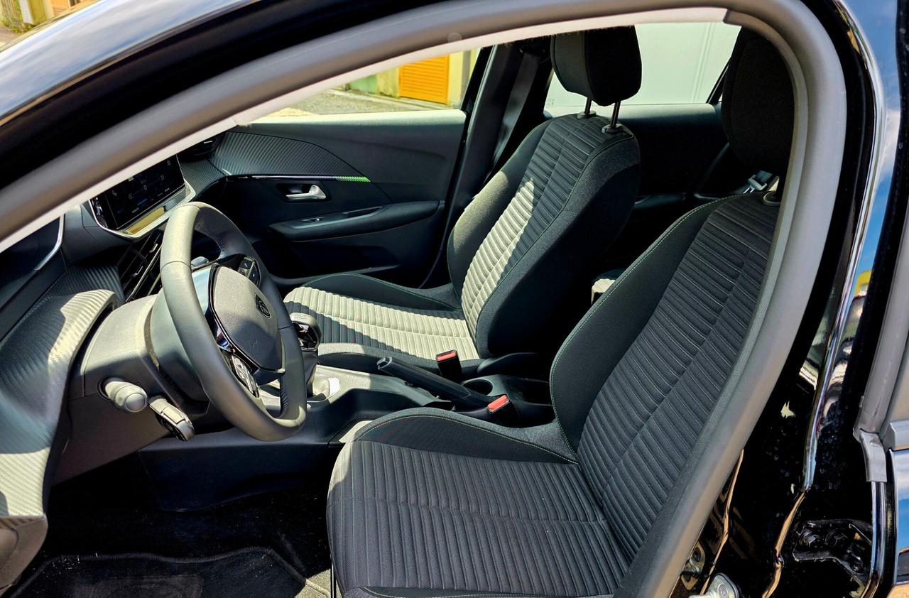 Peugeot 208 1.2 PureTech 75 Stop&Start 5 porte Style NEOPATENTATO FINANZIABILE