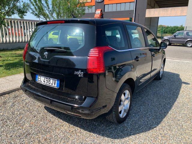 PEUGEOT 5008 1.6 e-HDi 112CV Stop&Start cambio robotizzato Acti