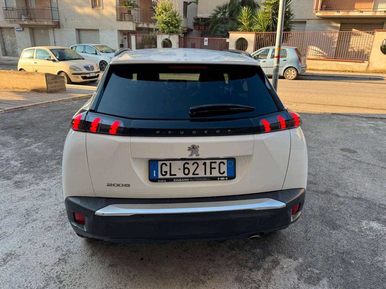 PEUGEPT 2008 1.5 HDI 110 CV. E6 ALLURE PAK PERFETTA