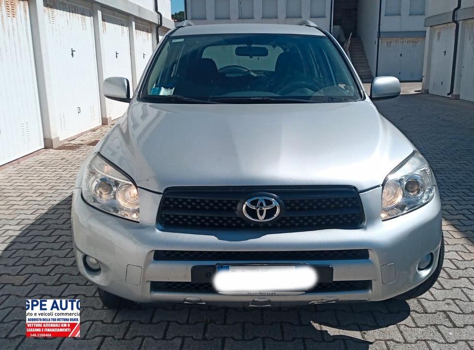 Toyota RAV 4 RAV4 2.2 D-4D 136 CV Luxury
