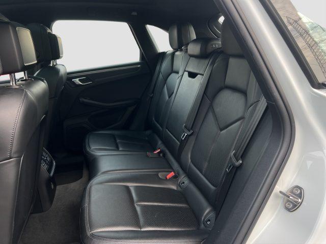 PORSCHE Macan Macan 2.0