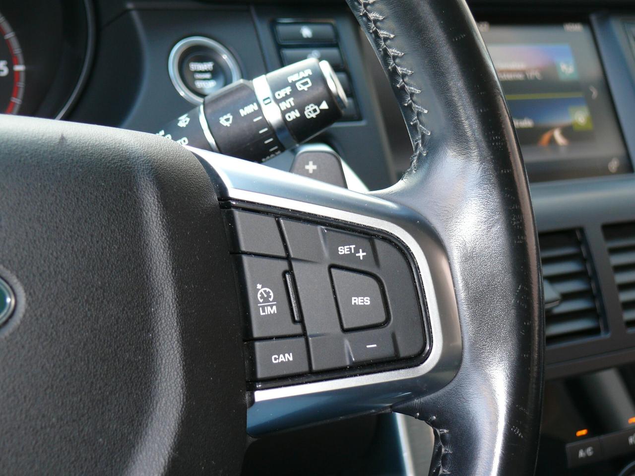 Land Rover Discovery Sport TD4 150 CV SE - (M1404)