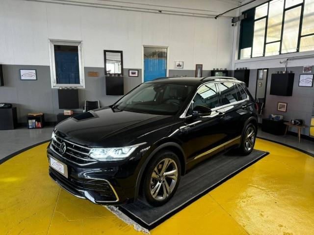 Volkswagen Tiguan TIGUAN 2.0 tdi R-Line 150cv dsg