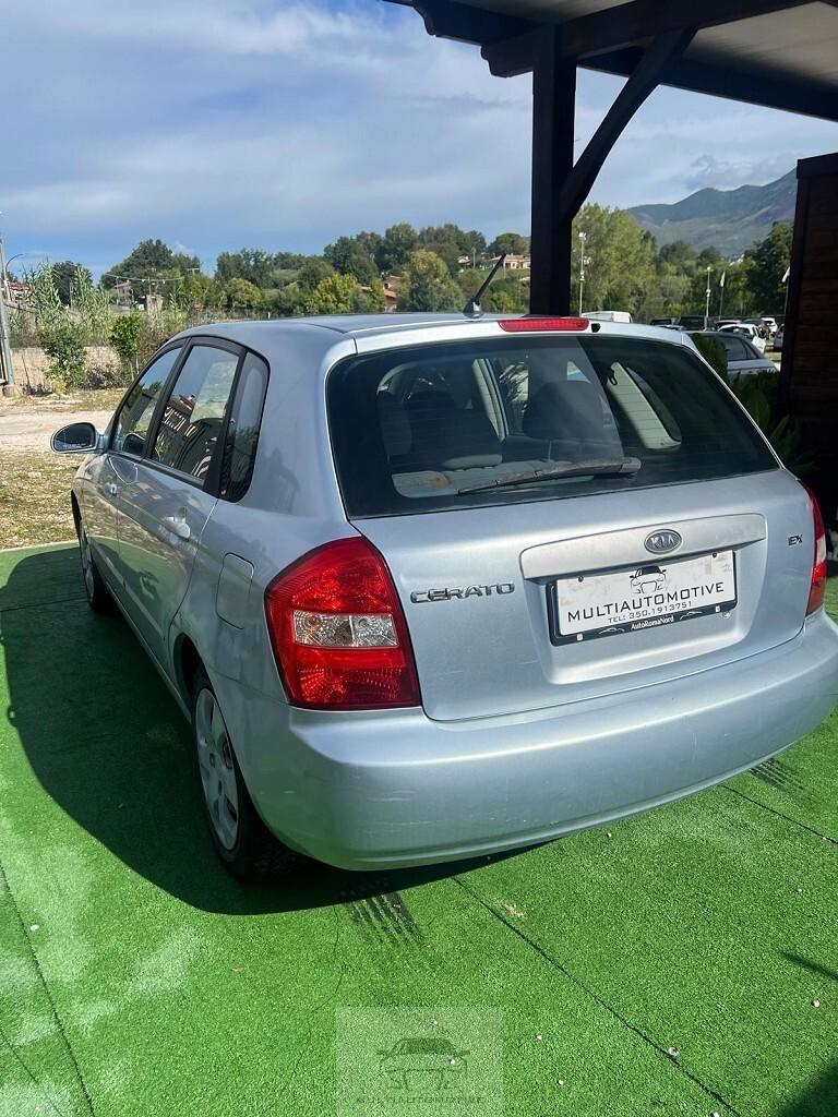 KIA CERATO