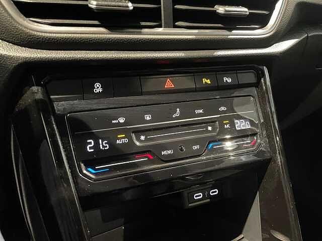 Volkswagen T-Roc 1.5TSI 150CV DSG R-Line