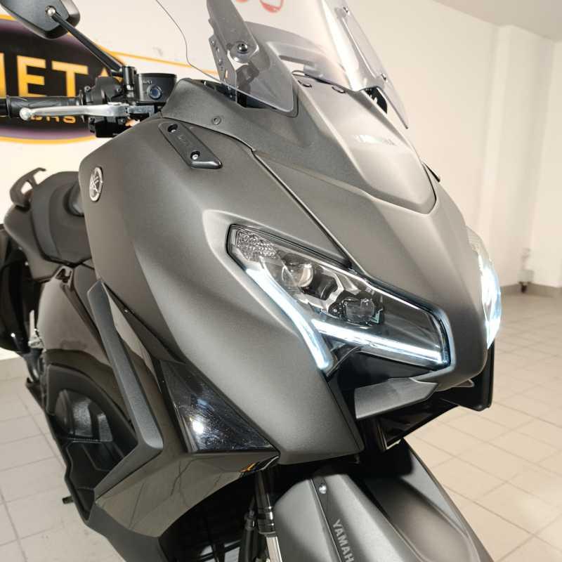 Yamaha T-Max 560 - 2025