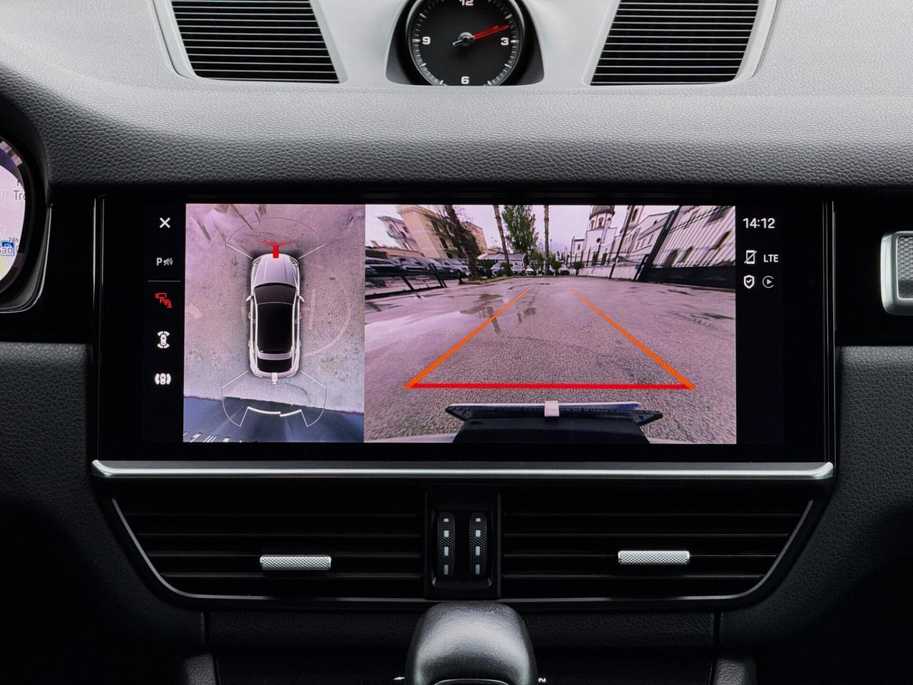Porsche Cayenne Coupe 3.0 E-Hybrid Platinum Edition