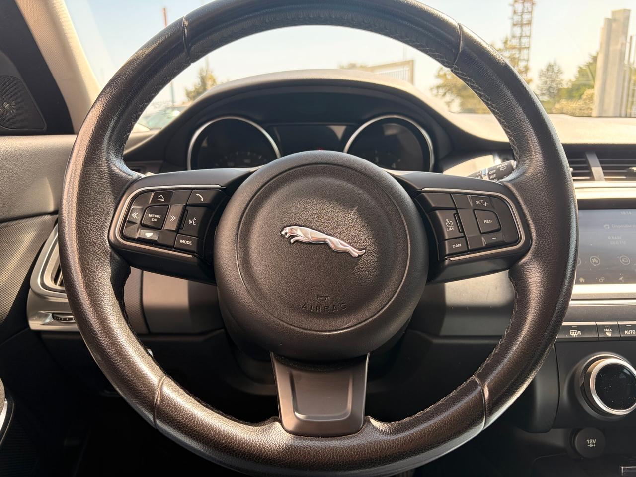 Jaguar E-Pace 2.0D 150 CV AWD aut. HSE