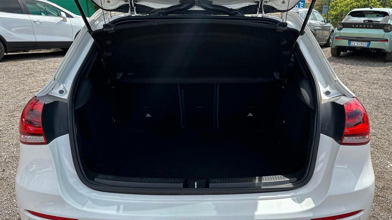 Mercedes-benz A 180 d Automatic Premium