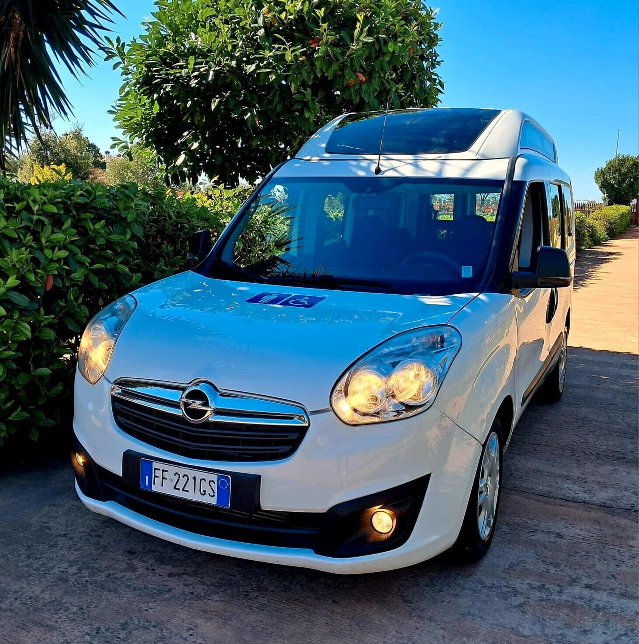 Opel Combo EURO 6 TETTO ALTO TRASPORTO DISABILI