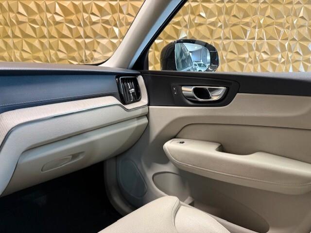 Volvo XC 60 XC60 B5 (d) AWD Geartronic Inscription