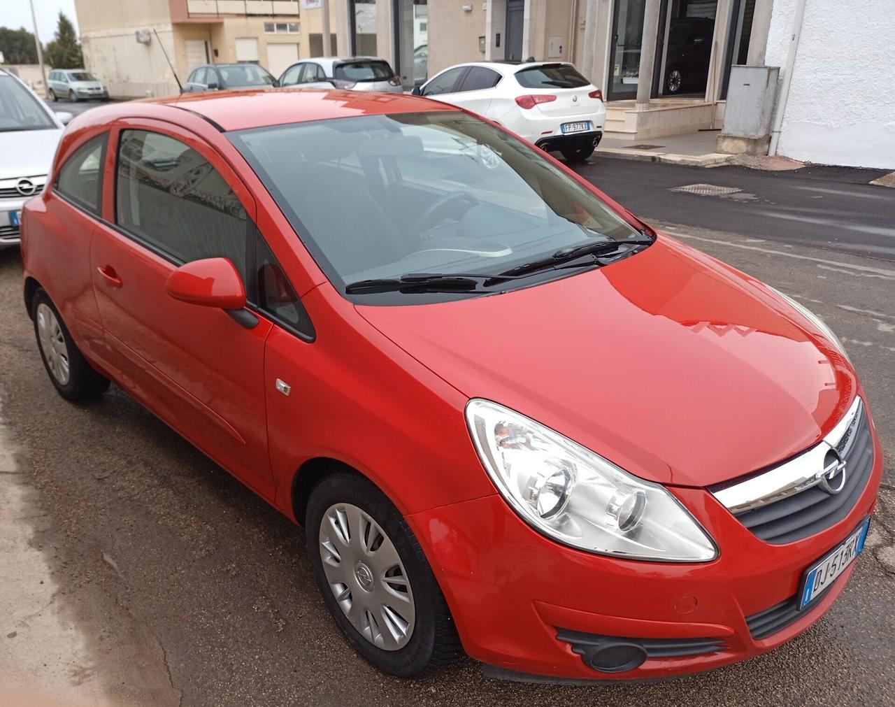 Opel Corsa 1.2 3 porte Club