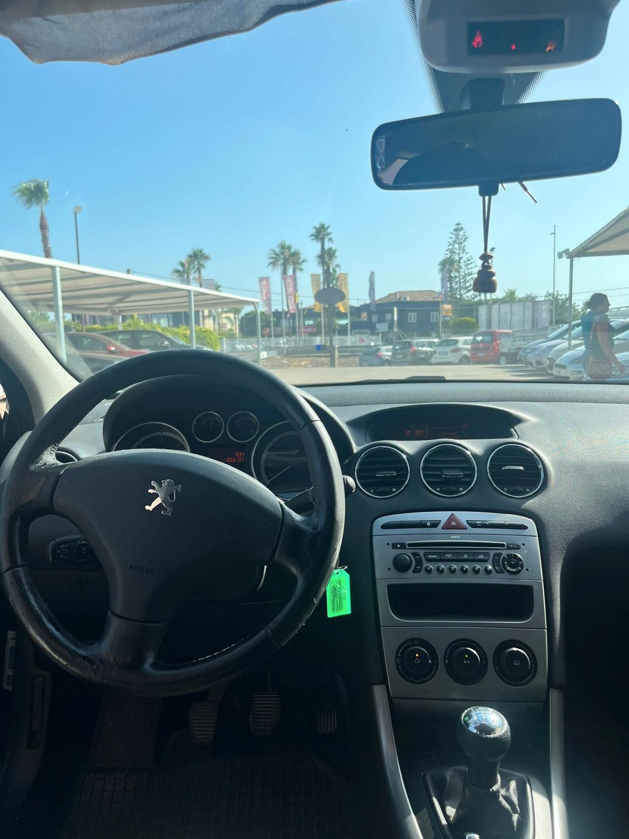 Peugeot 308 1.6 HDi 110CV 5p. Féline (5 Marce)