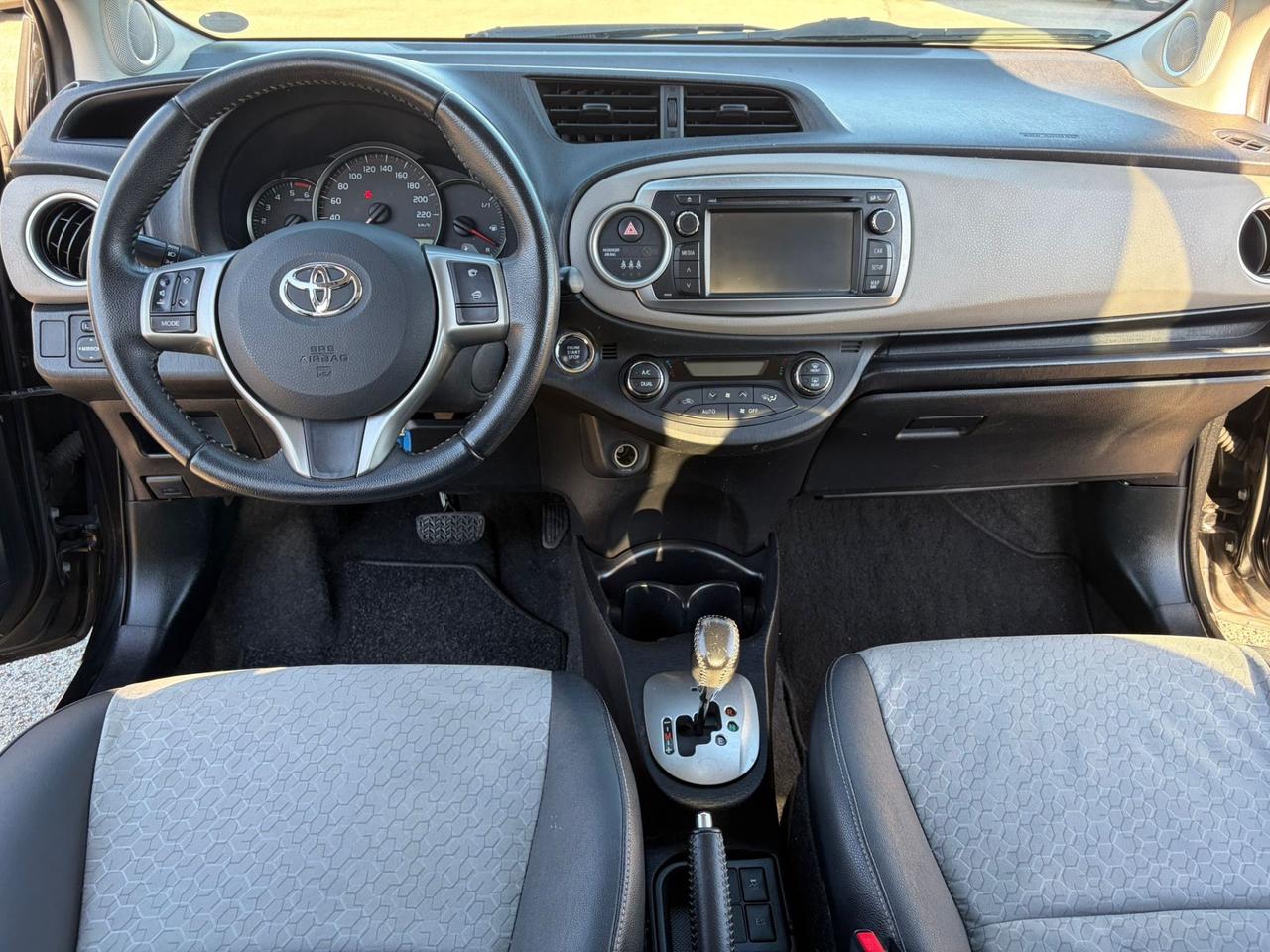 Toyota Yaris 1.4 D-4D 5 porte Lounge M-MT