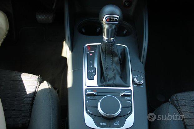Audi A3 1.6 tdi 105cv c.aut. s-tronic