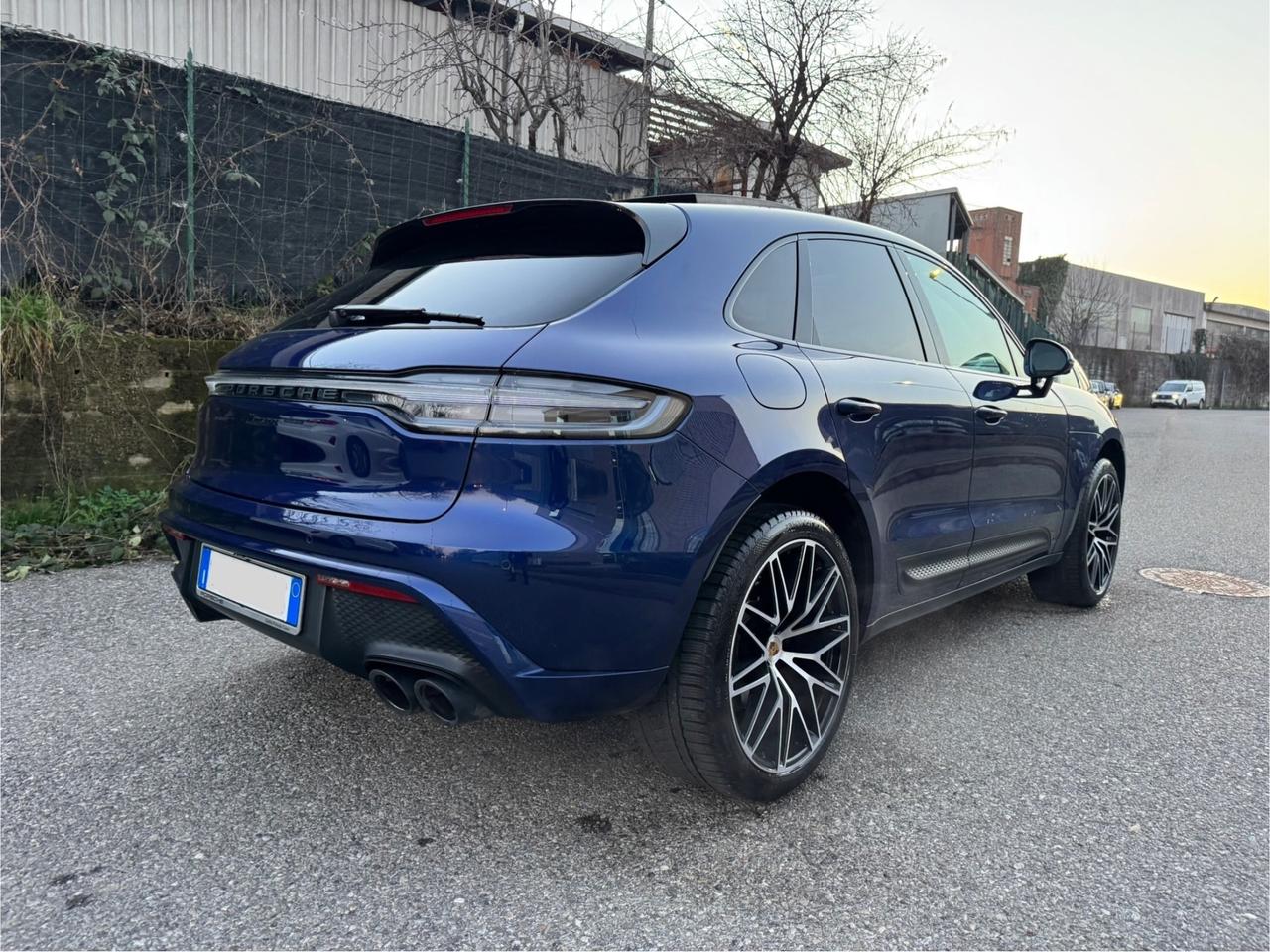 Porsche Macan cerchi 21, tetto, tagliandi Porsche