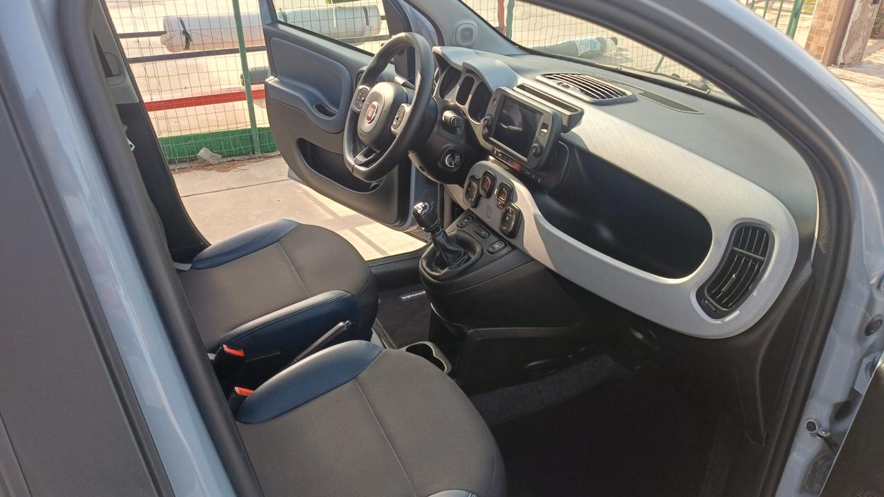 Fiat Panda 1.0 FireFly S&S Hybrid City Cross