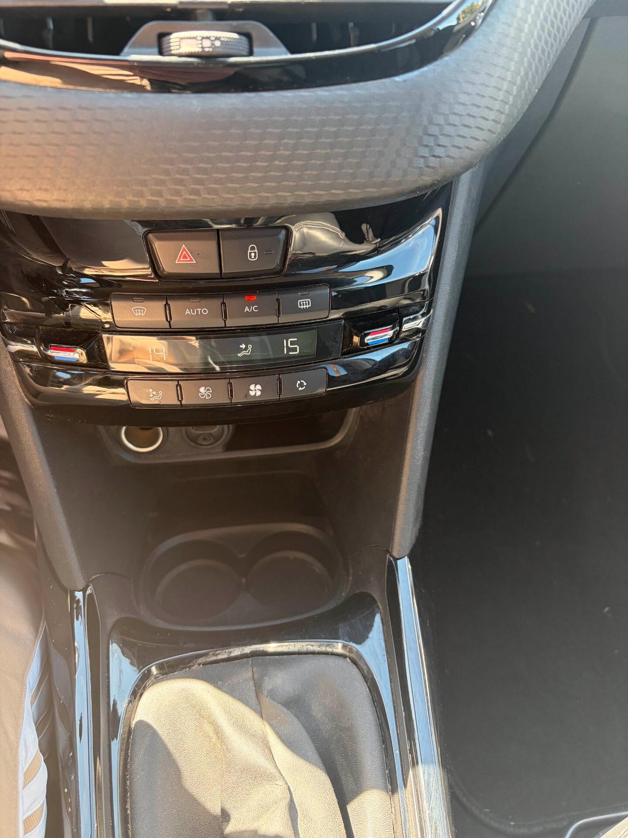 Peugeot 2008 BlueHDi 100 Allure