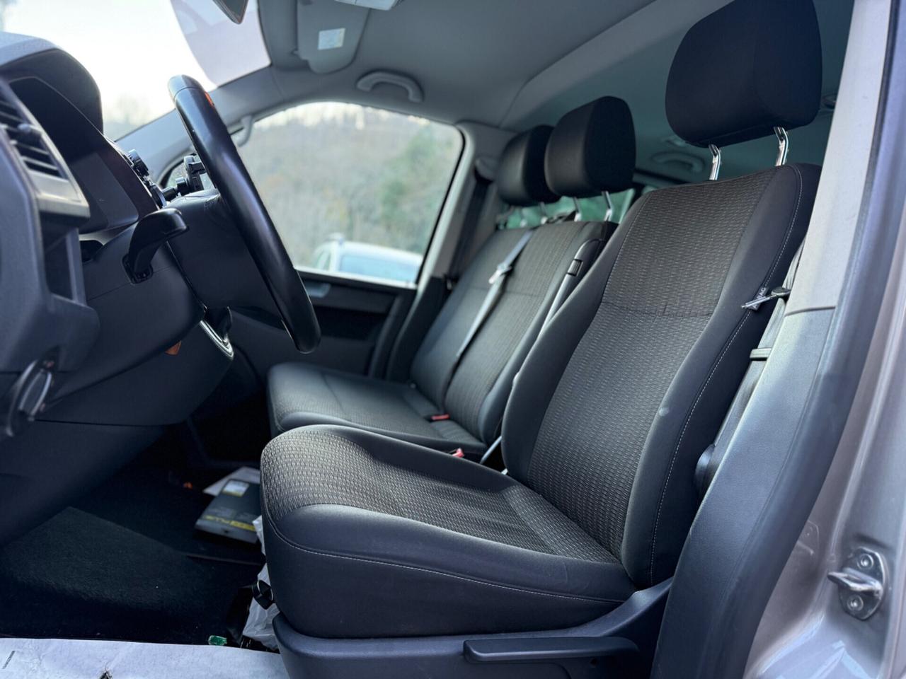 Volkswagen Caravelle 2.0 TDI 150CV DSG 9 posti