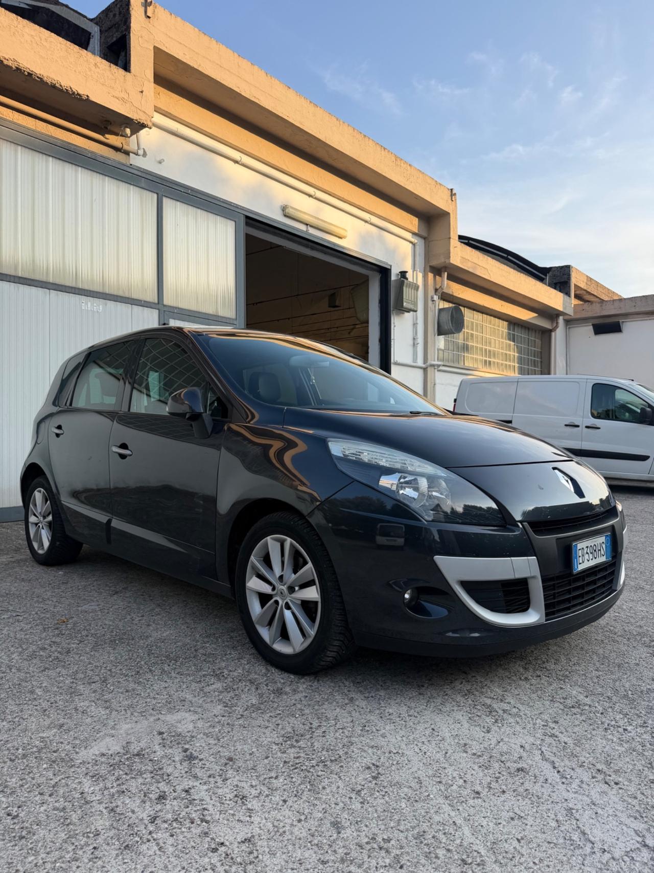 Renault Scenic Scénic X-Mod 2.0 dCi 150CV Proactive Luxe
