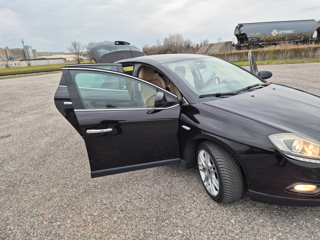 Lancia Delta 1.6 MJT Gold FULL