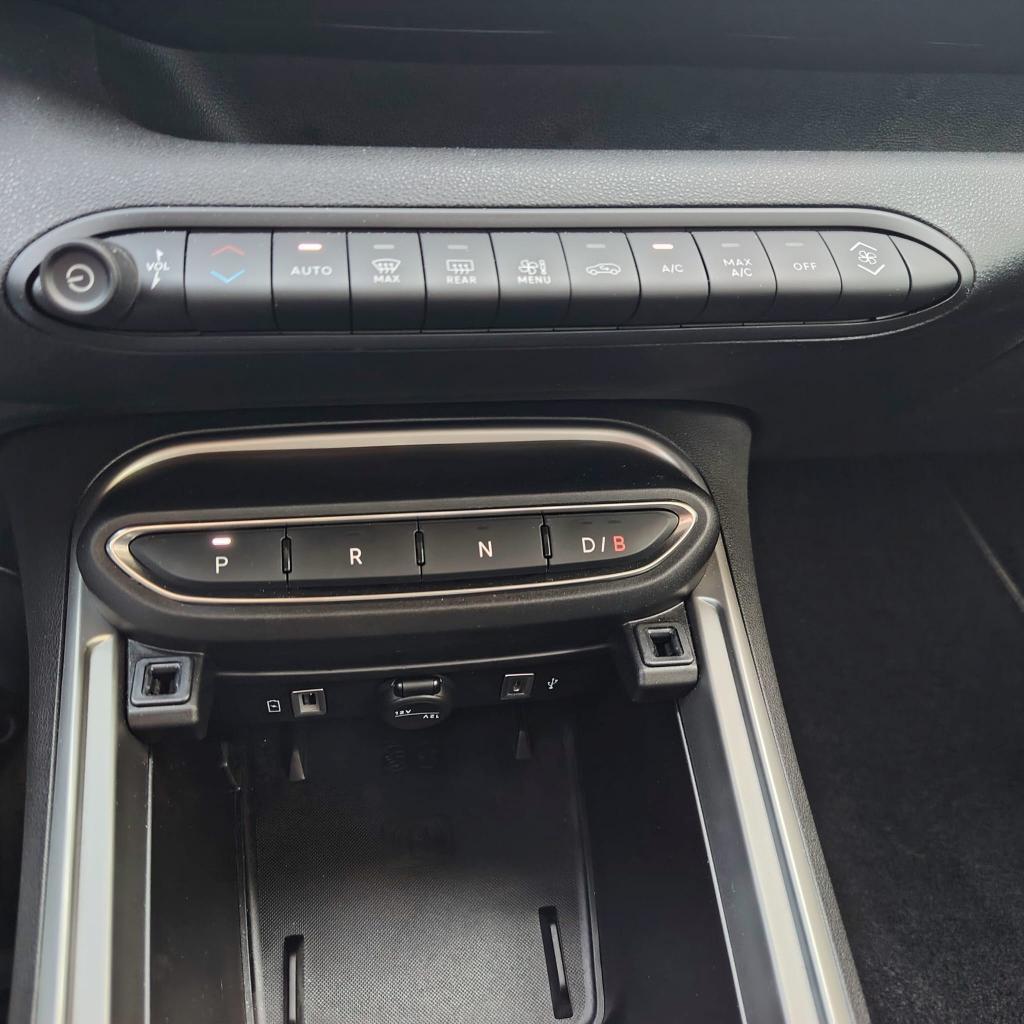 Jeep Avenger full-electric Summit fwd 156cv auto