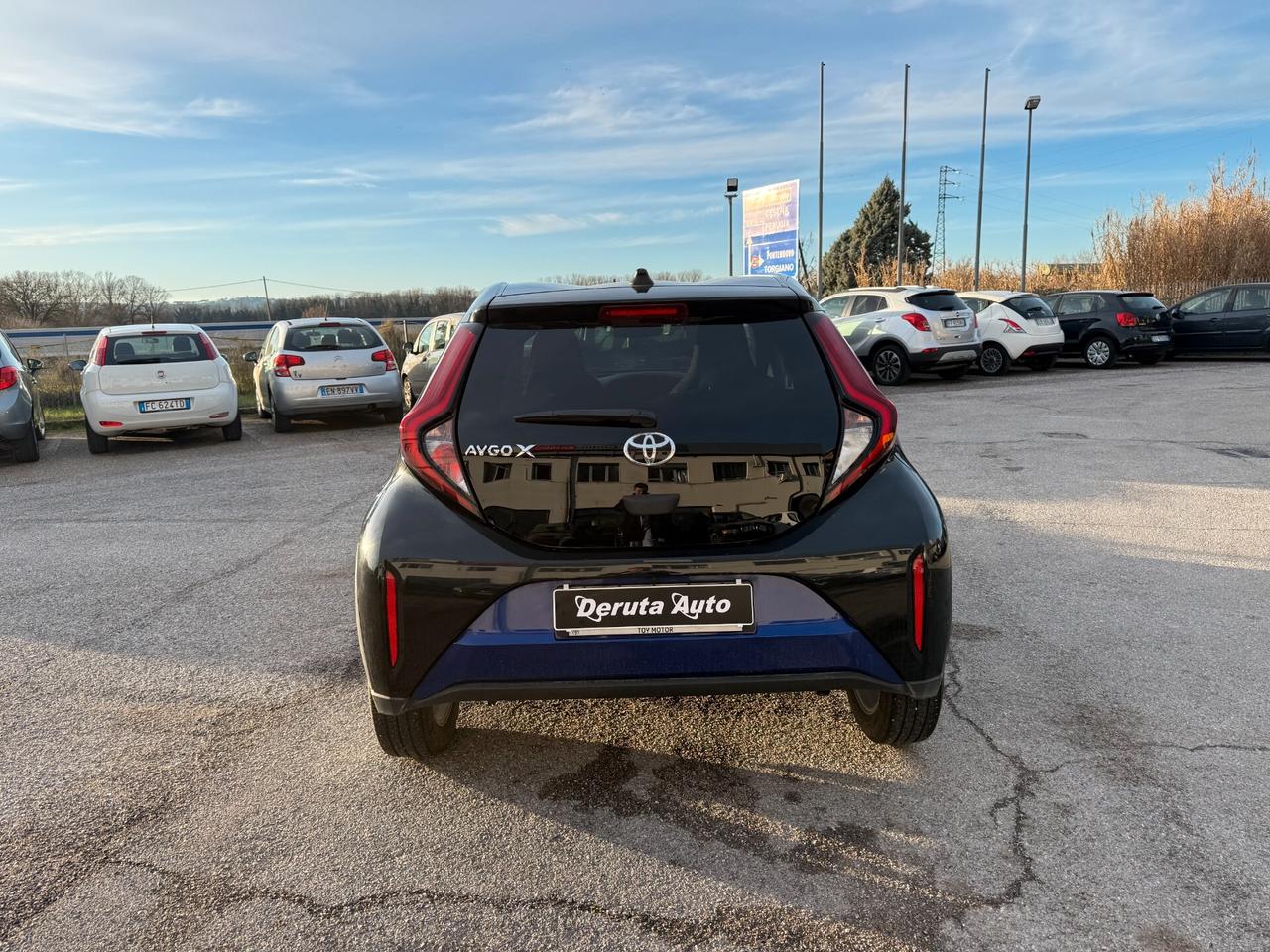 Toyota Aygo X 1.0 VVT-i 72 CV 5 porte Lounge S-CVT