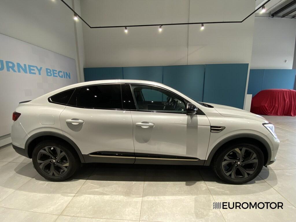 Renault Arkana 1.6 E-TECH Hybrid Engineered Auto