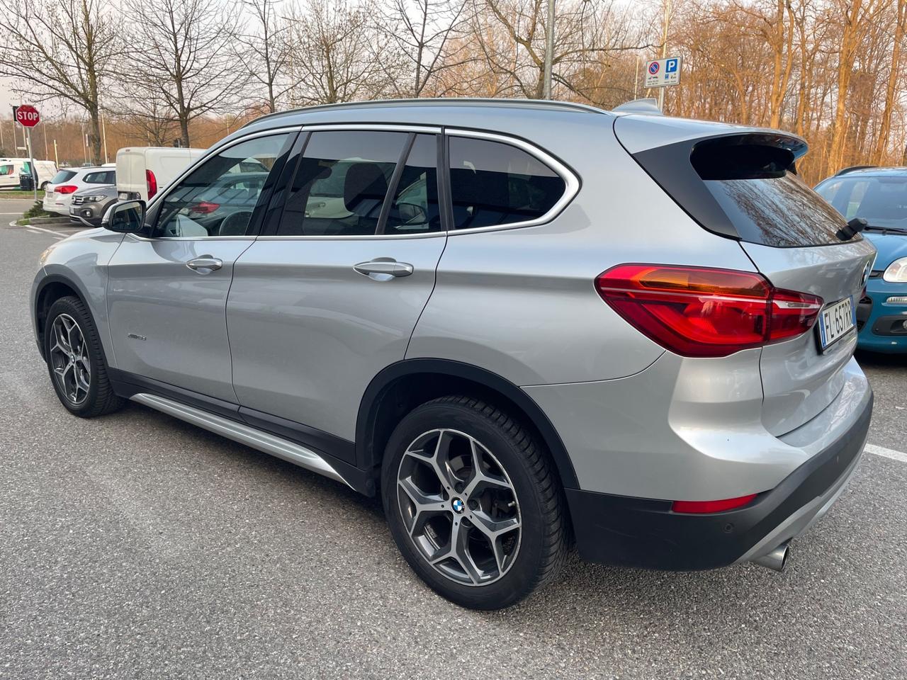 Bmw X1 sDrive20d*automatik*Navi*Retrocamera