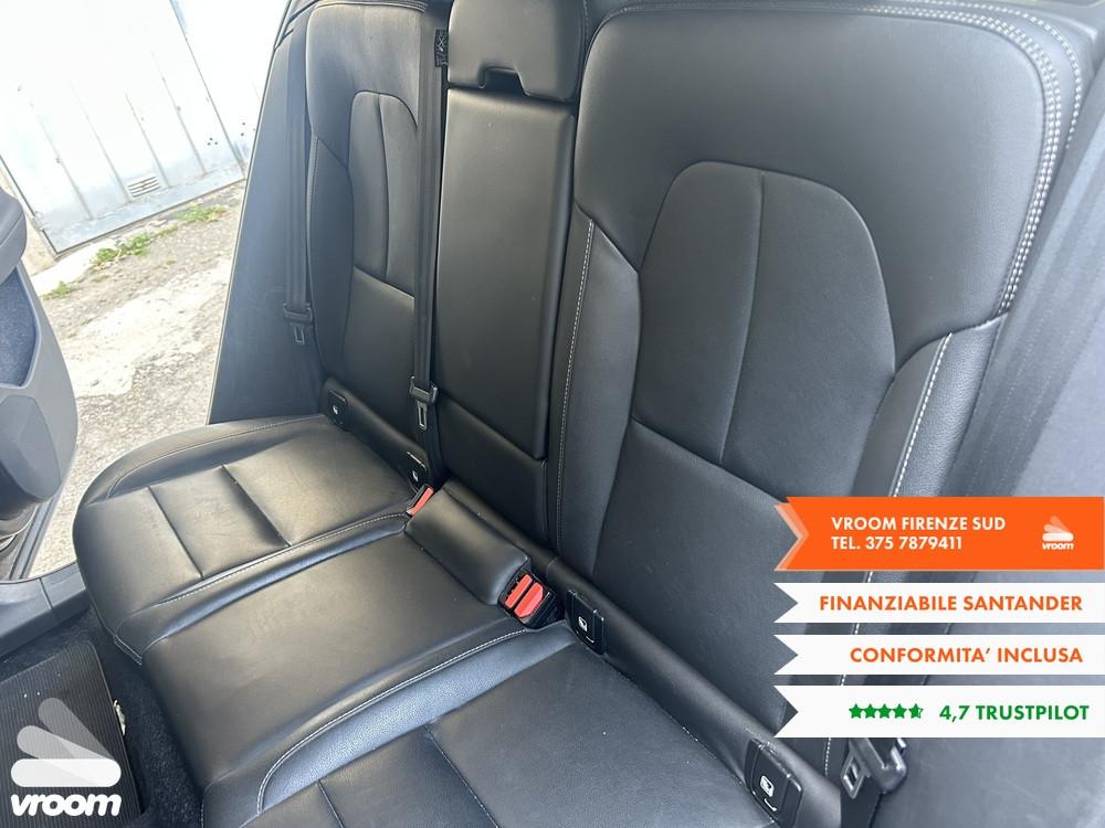 VOLVO XC40 (2017-->) XC40 D3 AWD Geartronic Ins...