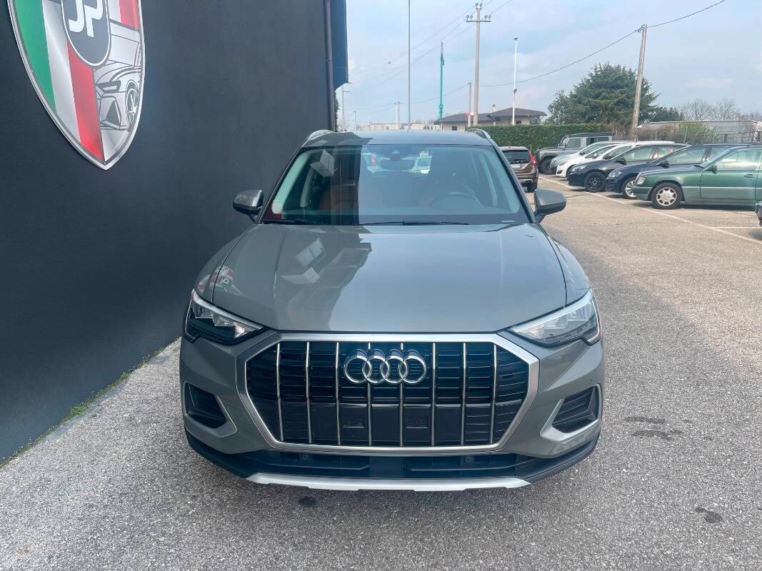 Audi Q3 35 2.0 tdi Business Advanced s-tronic