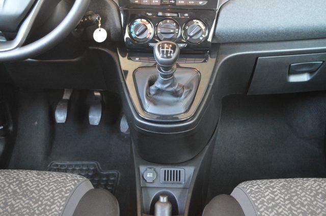LANCIA Ypsilon 1.0 FireFly 5 porte S&S Hybrid Silver