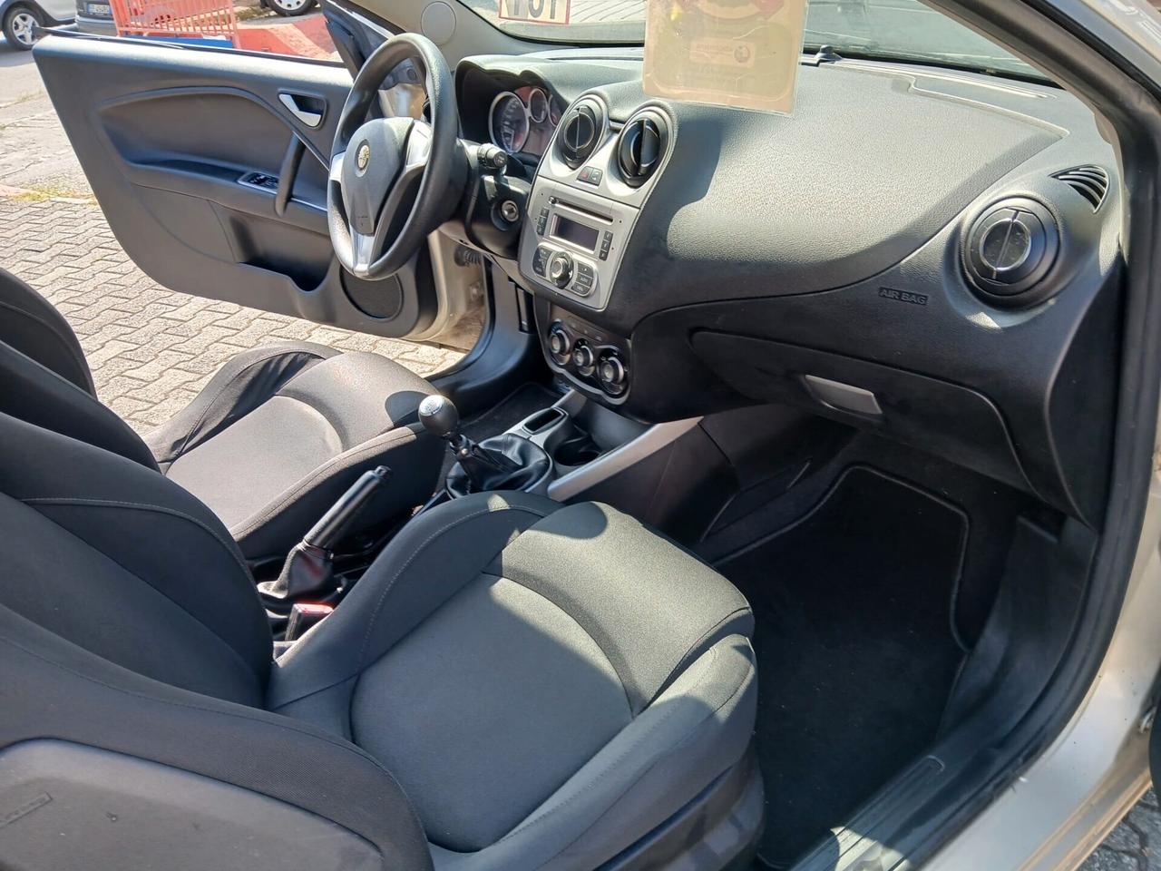 Alfa Romeo MiTo 1.4 8V ADATTA PER NEOPATENTATI CON GARANZIA 12 MESI E POSSIBILITA' DI ESTENSIONE FINO A 36 MESI!!!