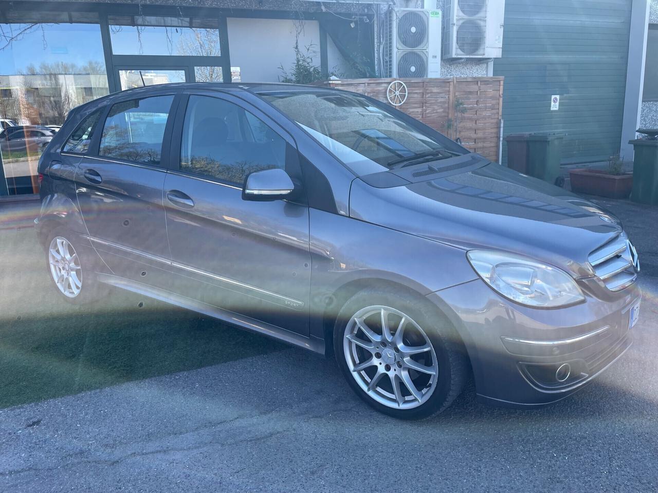 Mercedes-benz B 200 B 200 CDI Sport*Neopatentati*Cerchi*