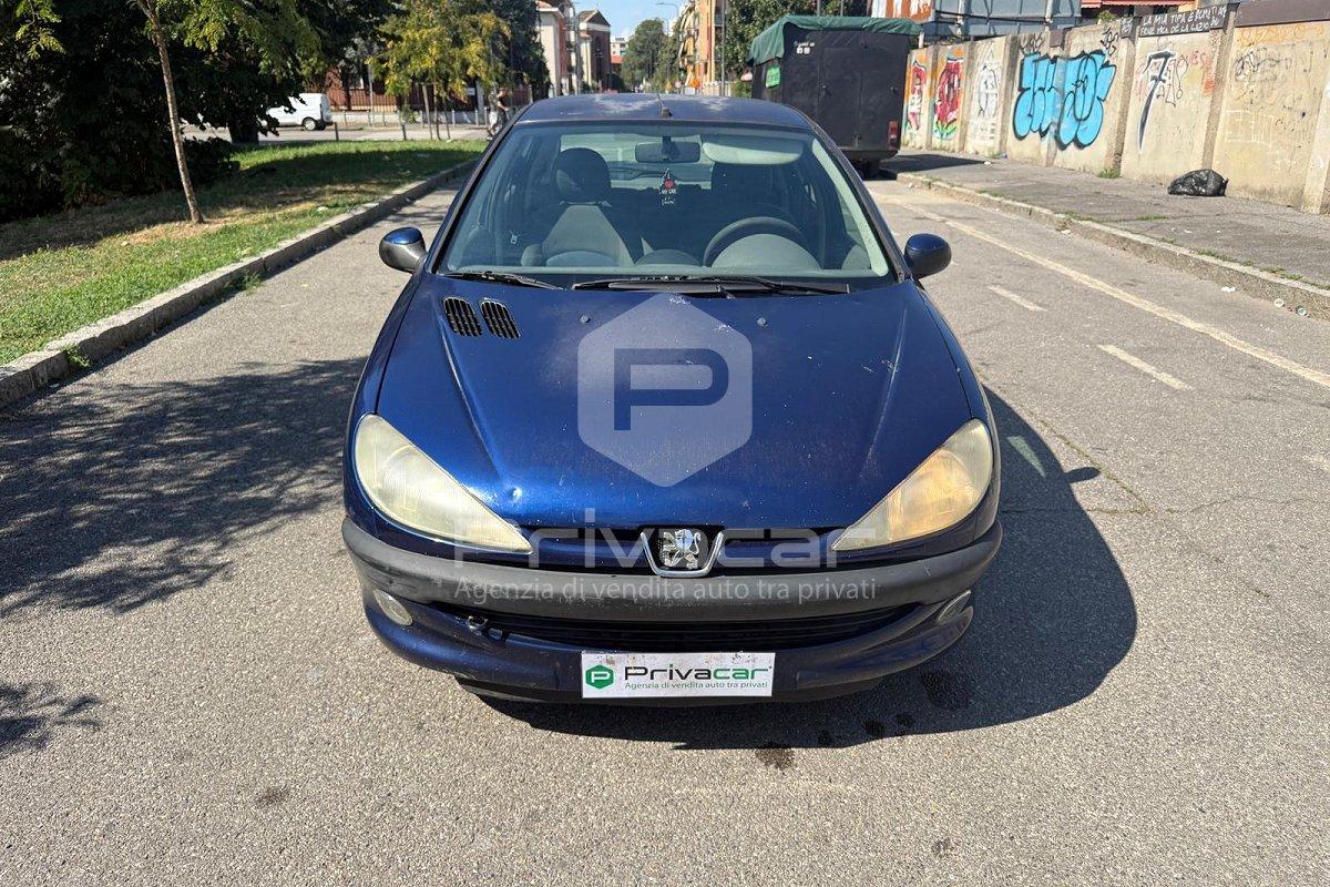 PEUGEOT 206 1.1 5p. XT