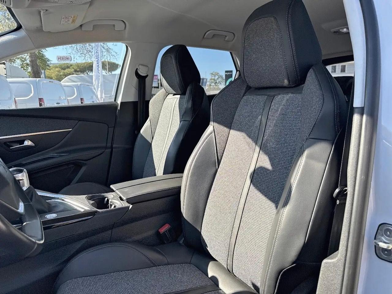 Peugeot 3008 BlueHDi 120 S&S Allure