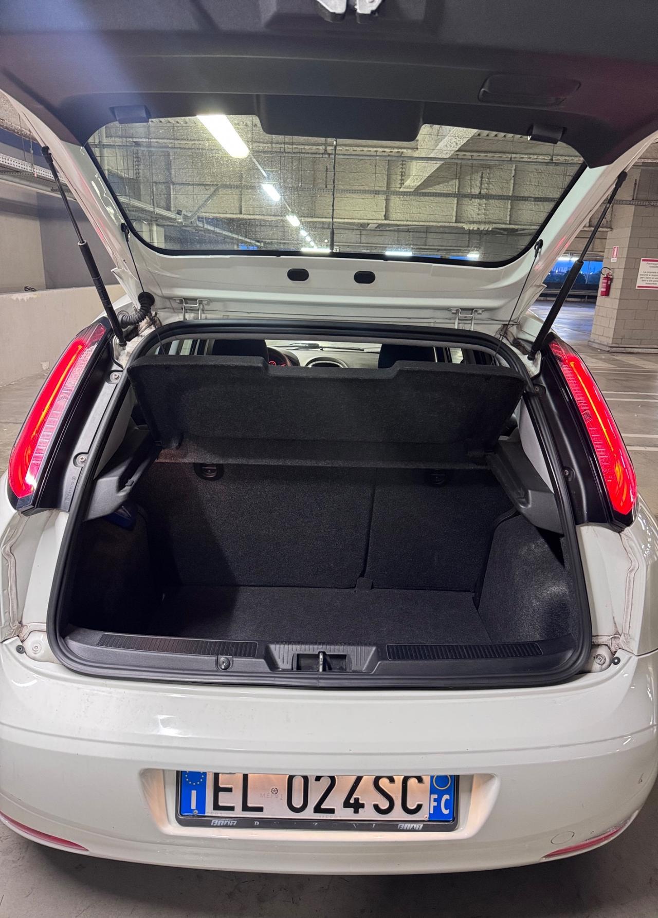 Fiat Punto Evo 1.2 69 CV LOUNGE – EURO 5B