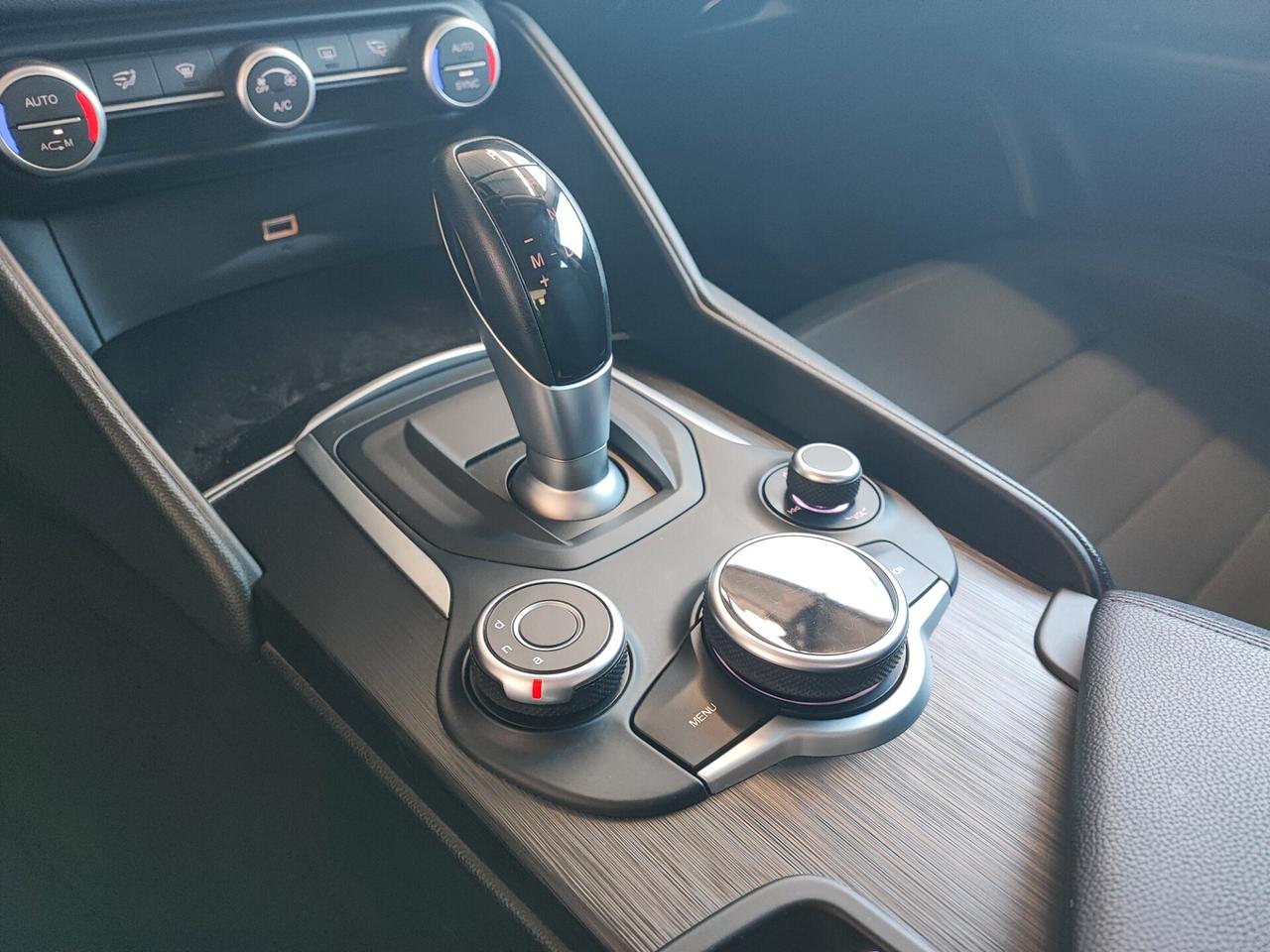 Alfa Romeo Giulia 2.2 Turbodiesel 136 CV AT8