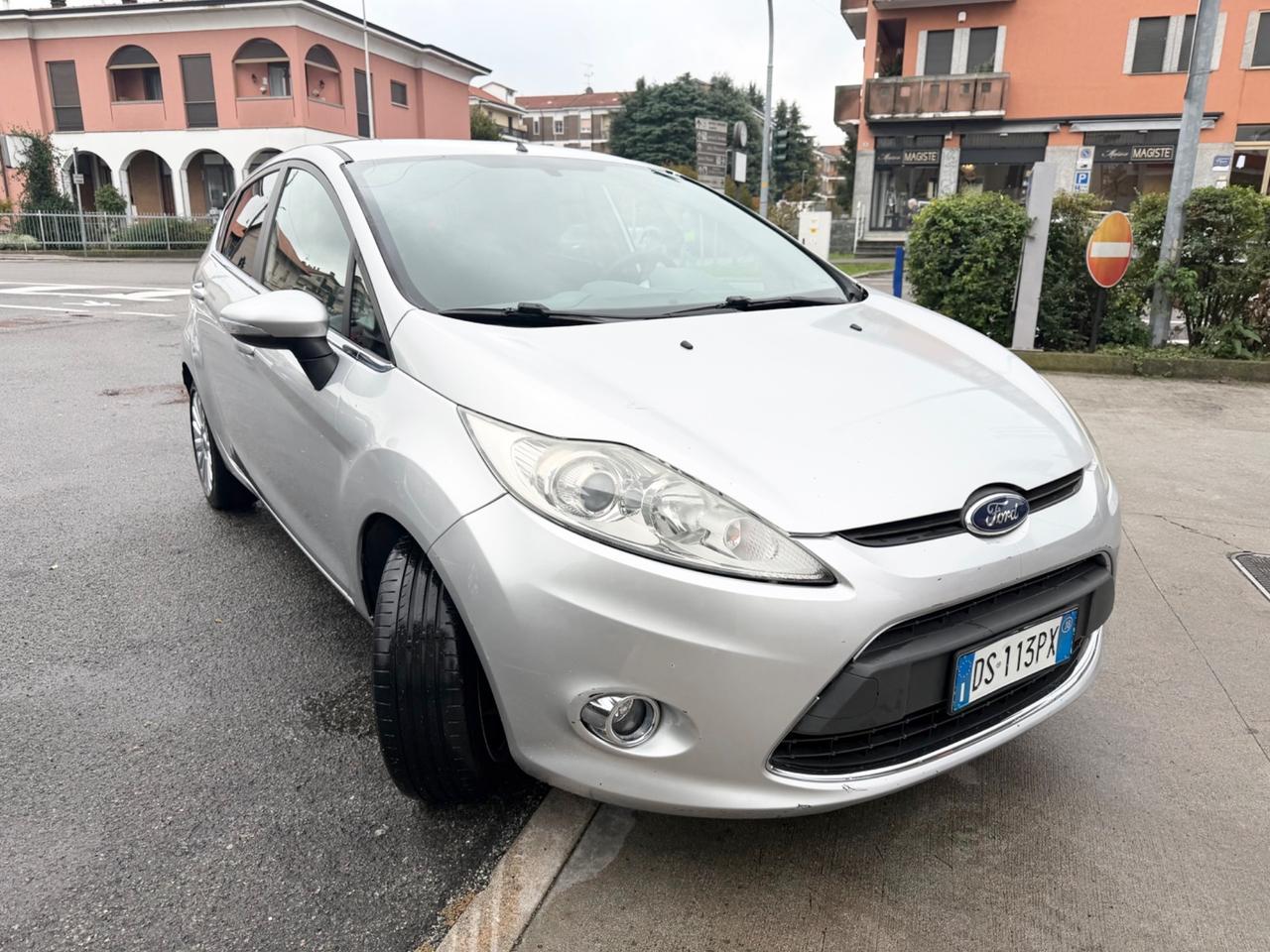 Ford Fiesta 1.2 82 CV 5 porte Titanium