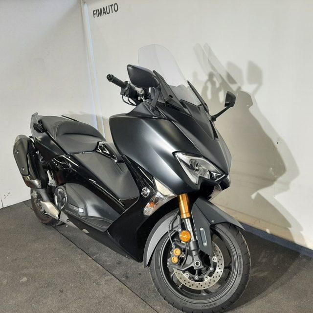 YAMAHA T Max 530 .