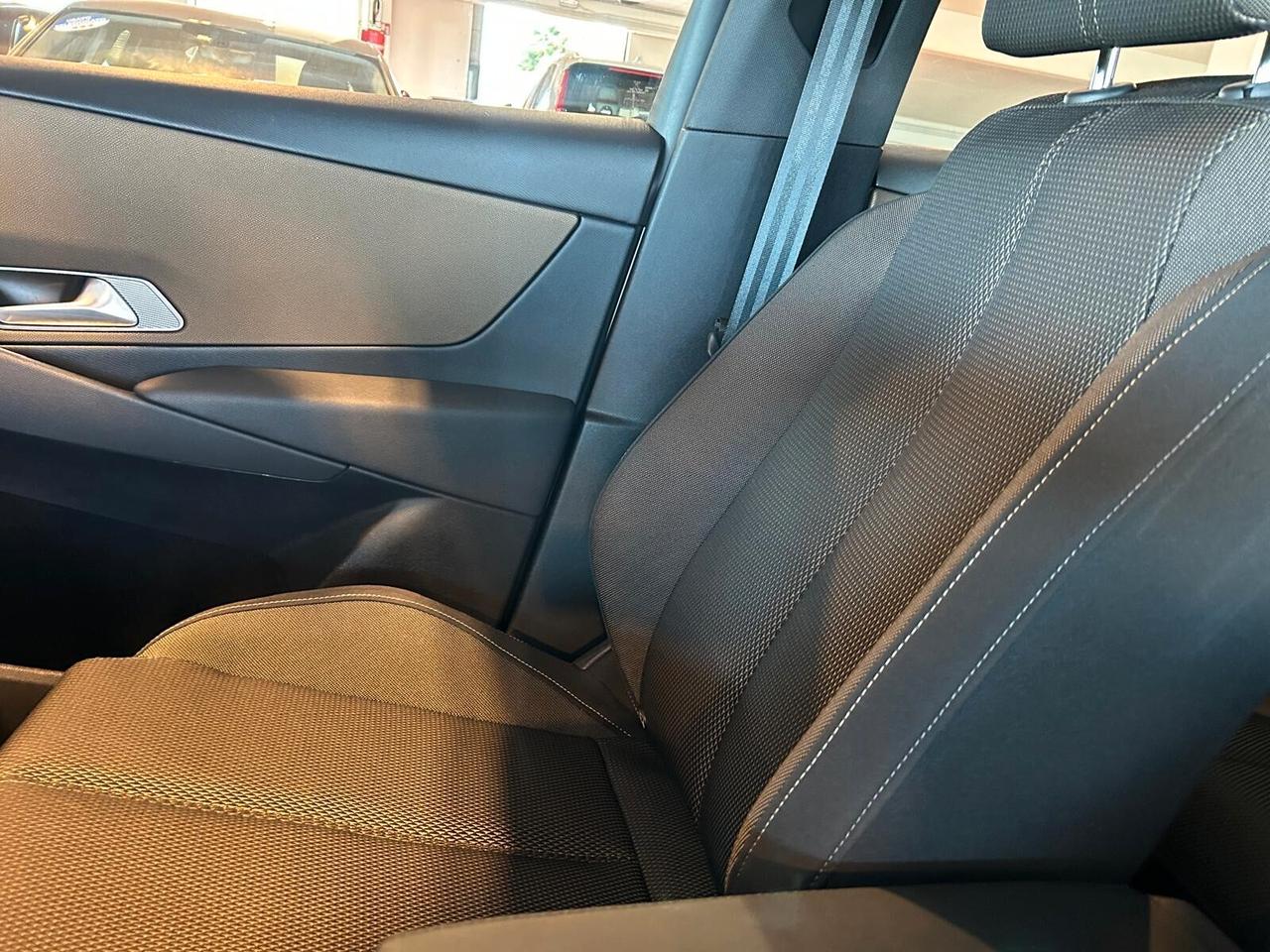 Ds DS 7 Crossback GRAND CHIC BlueHDi 180 aut. SPOTICAR