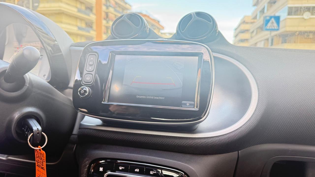 Smart ForTwo 90 0.9 T twinamic cabrio Prime LED NAVI KAMERA PDC BLUETOOTH